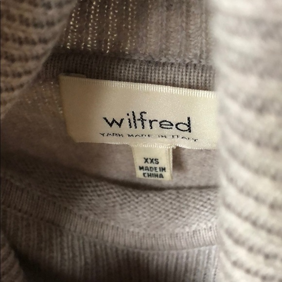 Grey aritzia Wilfred sweater dress - Picture 2 of 3